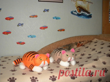 Вязаные коты