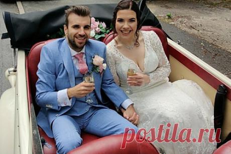 Откладывавшая 15 лет свадьбу пара сбросила 133 килограмма на двоих и поженилась. Пара из английского города Честерфилд, графство Дербишир, встречалась 15 лет до женитьбы. По словам молодых людей, свадьба никогда не была для них приоритетом, поэтому они серьезно не обсуждали эту тему. Еще одним препятствием для свадьбы был лишний вес обоих партнеров. Однажды они решили похудеть.