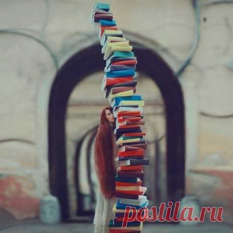 Книги — хороший способ поговорить с тем, с кем разговор невозможен.

Фредерик Бегбедер