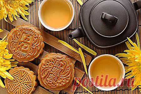 ЖЕЛТЫЙ ЧАЙ

Желтый чай по свойствам (тонкость и изменчивость вкуса и аромата) близок к белым и зеленым, однако в его приготовлении и свойствах есть существенные особенности.

Желтые чаи изготавливаются только из небольшого размера молодых почек, поэтому все сорта желтых чаев относятся к самым элитным.