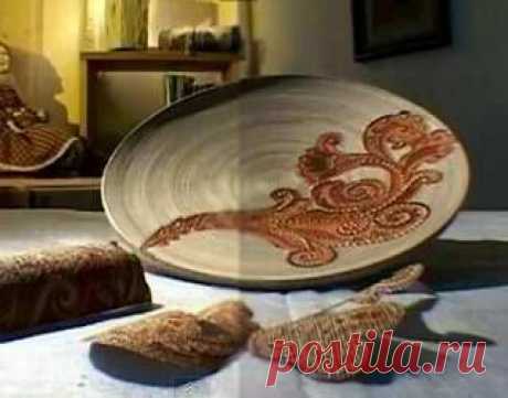 Мастера рукоделия - рукоделие для дома. Бесплатные мастер-классы, фото и видео уроки - Видео мастер-класс: Роспись тарелки по трафарету