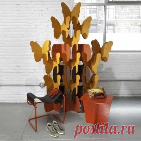 Simple Beauty of DIY Cardboard Decorative Screens and Room Dividers Modular decorative screens made with cardboard pieces offer light and practical room dividers which can add color and stylish geometric decoration patterns to interior design and decorating