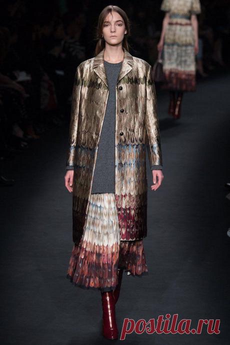 Valentino осень-зима 2015-2016