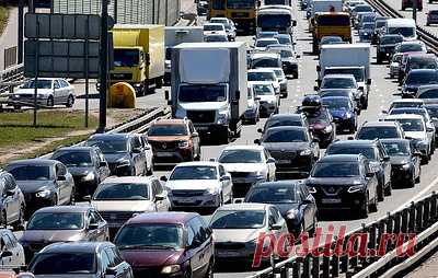 В России впервые планируют внедрить для всех автомобилей "карты спасения". Это позволит спасателям и пожарным избежать возможных рисков при работе с аварийными транспортными средствами, работающими, в том числе, на альтернативных источниках энергии