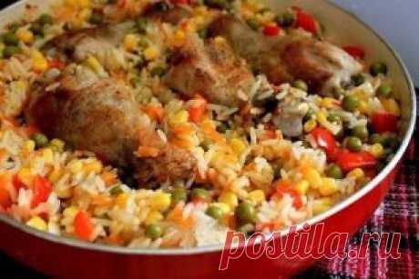 Курица с рисом и овощами по-каталонски
Пальчики оближешь! Приготовьте такую курочку с рисом и овощами, вам точно понравится! 
Сохрани рецепт в копилку!
Ингредиенты:
Куриные голени — 4 шт. (можно бёдра, грудк