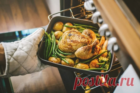 Продукты, в которых белка больше, чем в яйцах Считается, что современному человеку рекомендуется получать 10−35% от общей суммы калорий из белка. В грамме протеина — 4 калории, соответственно, при питании на 2000 ккал человек должен...