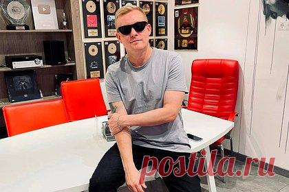 Российского рэпера задержали по делу о мошенничестве. В Екатеринбурге задержали рэпера группы «Восточный округ» Никиту Ямыча. Рэпер подозревается в преступлении по статье 159.5 («Мошенничество в сфере страхования») УК РФ. По данным источника, вместе с соучастниками он бил автомобили, а после получал компенсации от страховых компаний.