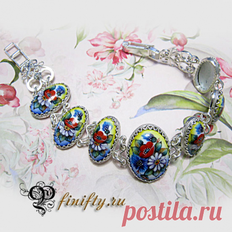 Браслет.
Ростовская финифть (горячая художественная эмаль).
Описание и цены по ссылке. 
https://finifty.ru/catalog/brasleti/braslet-sudarushka-3
Скидка на украшения с финифтью 10% 
при покупке финифти на сумму от 5000 руб.

#нашафинифть #браслет #эмаль #финифть