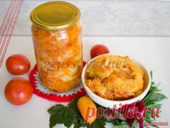 Кабачки жареные с овощами Кабачки жареные с овощами

Рецепт приготовления закуски из свежего обжаренного кабачка с овощами на зиму. Салат получается очень вкусным и может подаваться как самостоятельное блюдо.
Необходимые ингредиенты: 
- 800 г. кабачков (очищенных);
- 2 морковки;
- 400 – 500 г. свежих помидор;
- 2 – 3