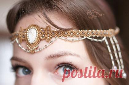 Купить диадема Капель - бежевый, беломорит, адуляр, лунный камень, капель, диадема, очелье