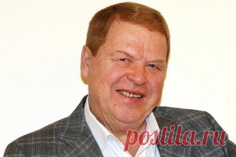 Михаил Кокшенов: актер покинул больничные стены и отправился домой