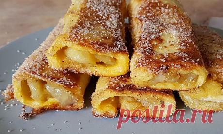 Берем банан, хлеб и за 10 минут превращаем их в настоящий десерт к чаю. То, что в основе мякиш, даже не заметно