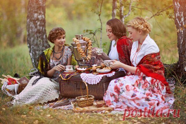 14 СЕНТ- НОВОЛЕТИЕ-СЛАВЯНСКИЙ НОВЫЙ ГОД (1 сентября по старому стилю). Эта дата в православном календаре также считается ПЕРВЫМ ДНЕМ НОВОГО ЦЕРКОВНОГО ГОДА — Началом ИНДИКТА.