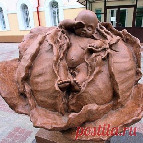 РЕБЁНОК ВЫЖИВШИЙ В РЕЗУЛЬТАТЕ АБОРТА 

У него нет имени, нет родителей, да и его самого еще как бы нет. Он – выкидыш, который вопреки всему остался в живых. Это маленькое существо весом всего 940 граммов еще не меньше трех месяцев должно было находиться в утробе матери. Но на сроке 14 недель 
Смоmреть в исmочниkе..