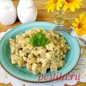 Баклажаны жареные с чесноком и сметаной