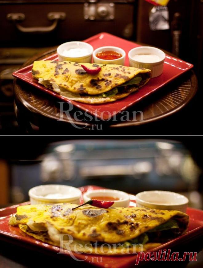 Чатни в картофельной лепешке из сafe&bar «Панаехали»