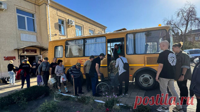 В оперштабе Тихорецкого района рассказали о ситуации в регионе. Оперативные и специальные службы, а также правоохранительные органы продолжают работать на месте чрезвычайного происшествия (ЧП) в Тихорецком районе Краснодарского края. Об этом сообщается в Telegram-канале оперативного штаба ...