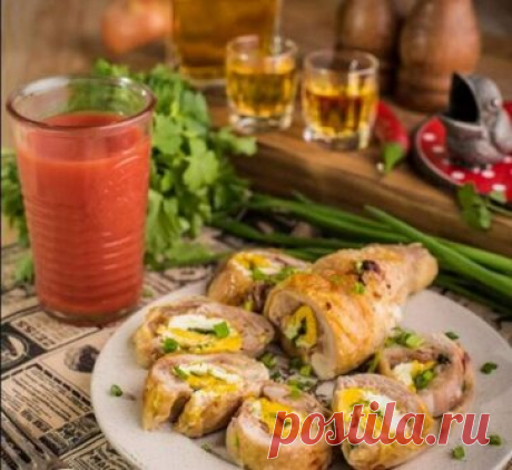 Простые вещи: окорочка с зеленым луком и яйцом.