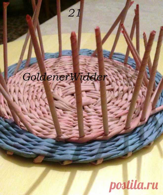 Плетение из газетных трубочек: Простая крышка с внутренним бортиком. Круг. Крышка.