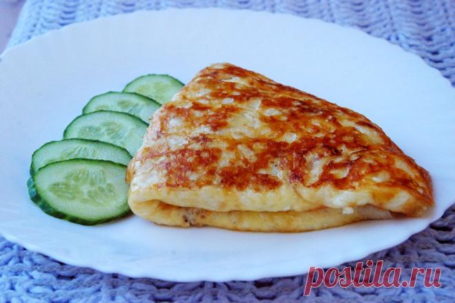 Омлет хрустящий снаружи и сочный внутри. Выкладываем на сковороду те же ингредиенты, но в особом порядке | Рекомендательная система Пульс Mail.ru