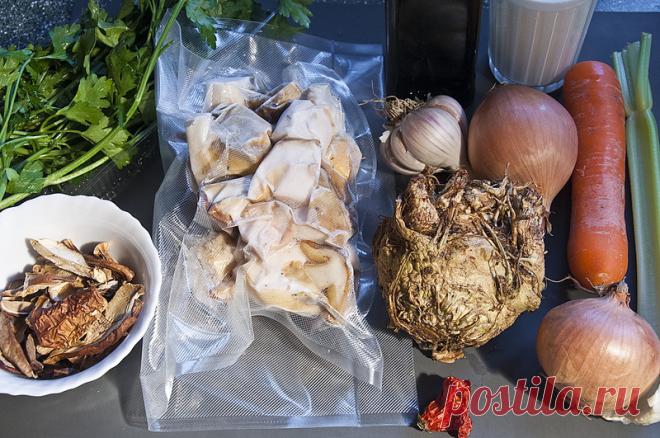 Грибной суп с сельдереем