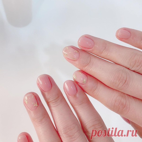 Молочный маникюр: 8 стильных и нежных идей для коротких ногтей | ELLEGIRL