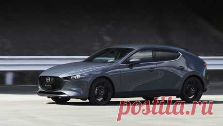 Новая Mazda 3 прибудет в Россию с двумя атмосферниками Росстандарт опубликовал одобрение типа транспортного средства (ОТТС) для седана и хэтчбека Mazda 3 четвёртого поколения. Они сертифицированы