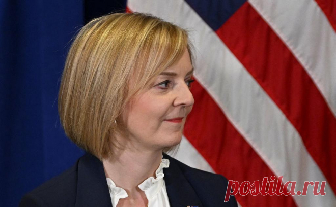 Экс-премьер Британии призвала США вернуть себе мировое лидерство. Лиз Трасс надеется на возвращение в Белый дом республиканцев, назвала Си Цзиньпина тоталитарным диктатором и призвала разорвать ядерную сделку с Ираном и обеспечить Киев оружием — чтобы «отправить Россию в нокаут»