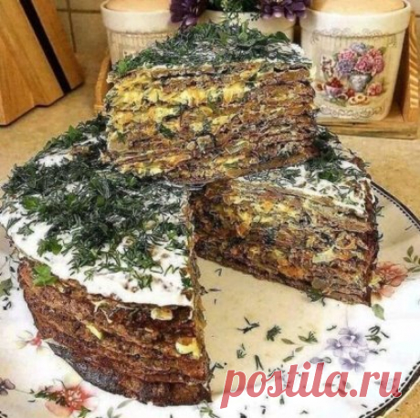 ПЕЧЁНОЧНЫЙ ТОРТ 
  ИНГРЕДИЕНТЫ 
-Печень- 1кг
-Лук- 1шт
-Яйца- 3шт
-Молоко- 200мл
-Мука- 3стл с горкой
-Раст масло- 3стл
-Соль, чёрный перец
Для начинки:
-Лук- 2шт
-Морковь- 2шт
-Майонез- 3стл
-Укроп- 1пучок
-Соль- по вкусу
-Чеснок- 3зубч
 ПРИГОТОВЛЕНИЕ 
-Печень и лук пропускаем через мясорубку
-Добавляем все остальные ингредиенты
-Все тщательно перемешиваем
-Если масса получится жидкой- добавьте муки, если густой- молока
-Смазываем сковородку раст маслом и обжариваем блинч...
