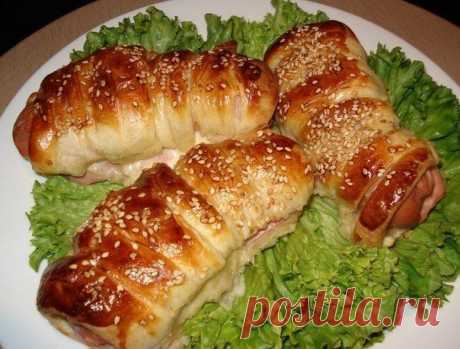 Самые вкусные рецепты: Фаршированные сардельки в тесте