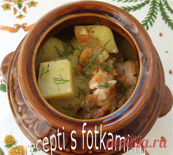 Курица с картошкой в горшочке - пошаговый рецепт с фото