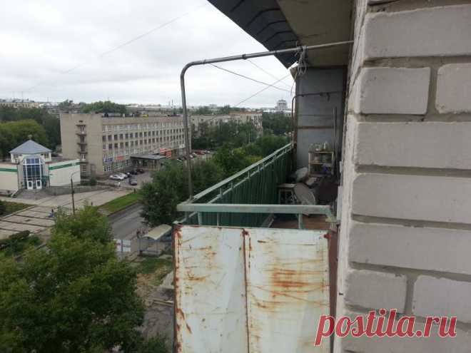 Балкон до и после. Или — как своими руками превратить 5,5 метров бесполезной площади в уютное местечко