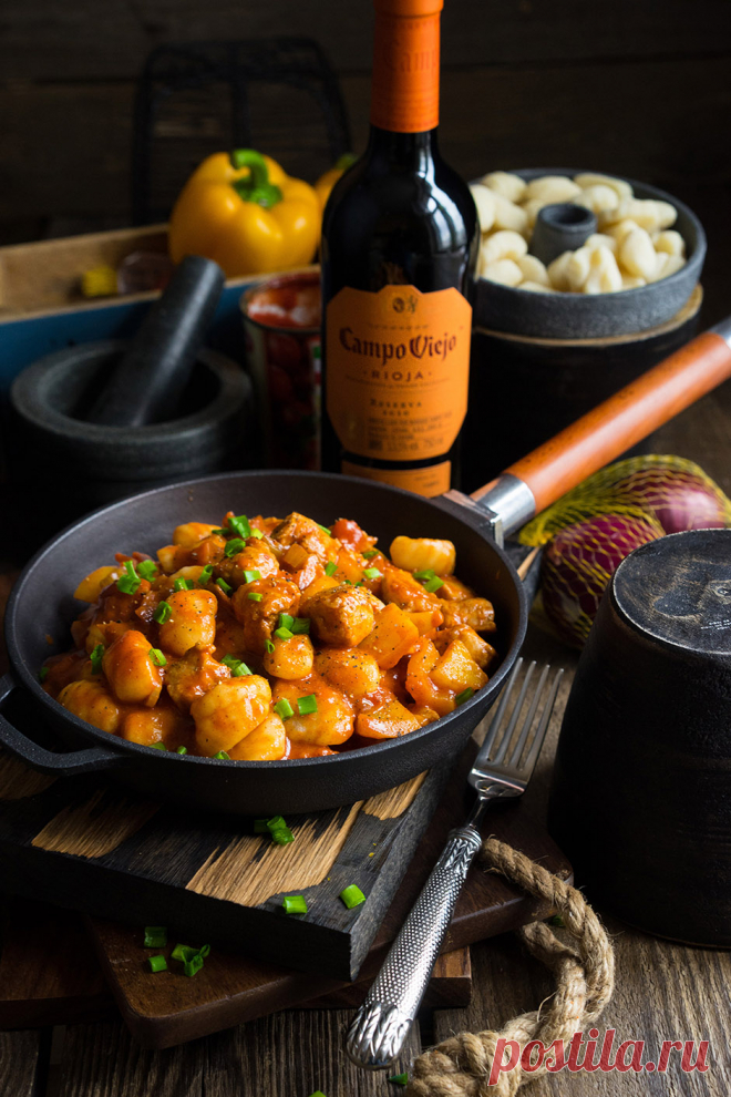 Паприкаш с мясом и ньокками — немного Австро-венгрии | Andy Chef (Энди Шеф) — блог о еде и путешествиях, пошаговые рецепты, интернет-магазин для кондитеров |