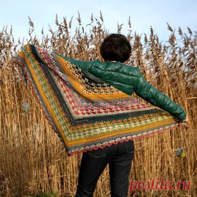 Красивая шаль, вяжем крючком