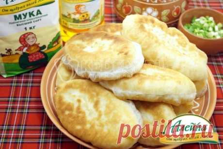 Постные пирожки с капустой Вкусные и румяные постные пирожки  с капустой для вашего постного стола.