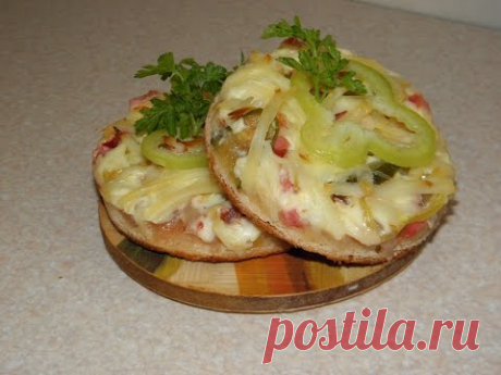 Пицца домашняя. экономка.