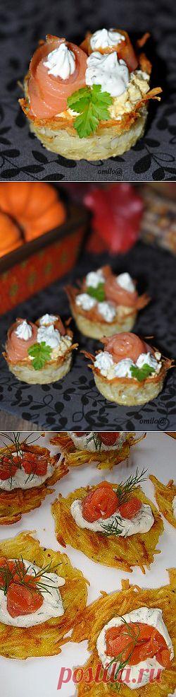 Картофельные корзинки с яичным дипом, сливочным сыром и копч : Закуски и бутерброды