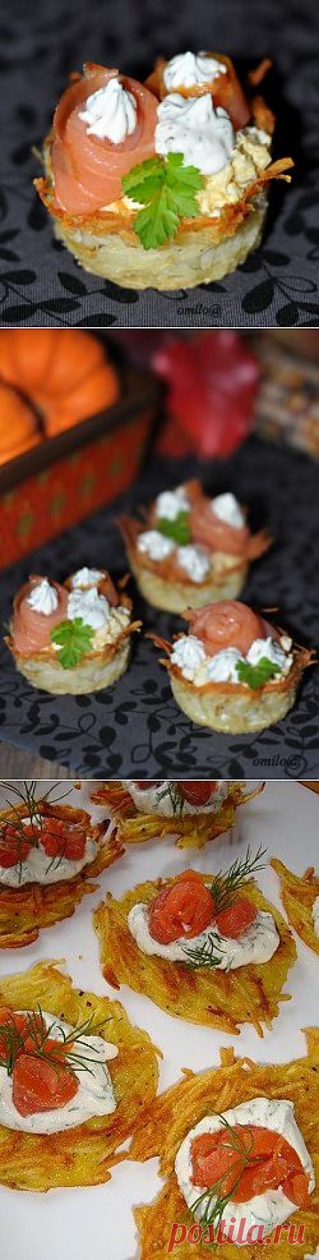 Картофельные корзинки с яичным дипом, сливочным сыром и копч : Закуски и бутерброды