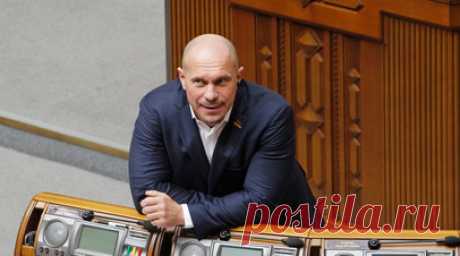 Депутат Рады Гончаренко опубликовал кадры якобы с места убийства Ильи Кивы. Депутат Верховной рады Украины Алексей Гончаренко* опубликовал в своих соцсетях фото и видео с якобы места убийства бывшего украинского народного депутата Ильи Кивы в Московской области. Читать далее