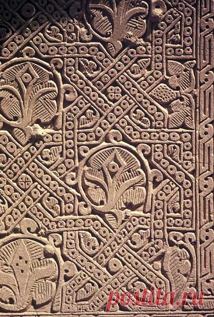 Interior detail; decoration on soffit of arch resting on south pillar | Archnet