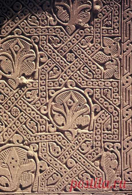 Interior detail; decoration on soffit of arch resting on south pillar | Archnet
