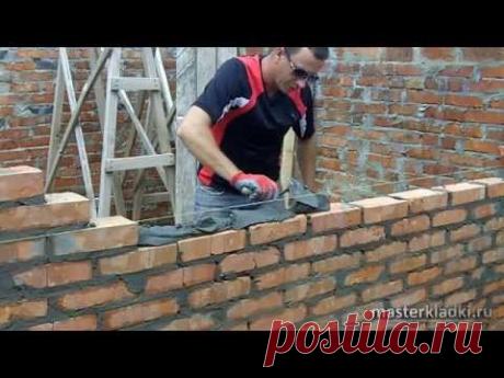 Техника работы с кельмой - [© masterkladki]