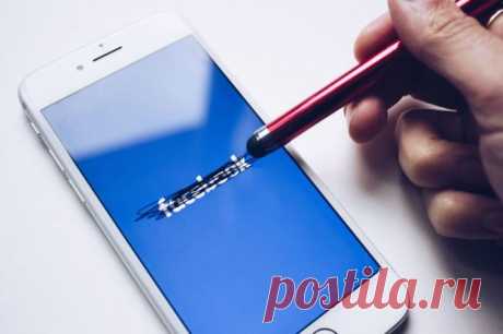 Facebook забанил пользователя, создавшего расширение для отписки от всего