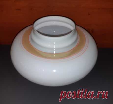 Плафон / люстра Эллиптическая. СССР. 70 годы 20 век. Молочное стекло. Концентрические цветные круги. Двойное стекло.
Высота : 224 мм. Диаметр верх / круг №1 / круг №2 /низ : 59 / 115 / 295 / 125 мм.
 
Цена : 2200 руб.

Купить сейчас:    

#ПлафонЭллиптический
#ЛюстраЭллиптическаяСССР
#ПлафонЭллиптический70годы
#ЛюстраЭллиптическая20век
#ПлафонЭллиптическийМолочноеСтекло #ПлафонКонцентрическиеЦветныеКруги
#СветОсвещение