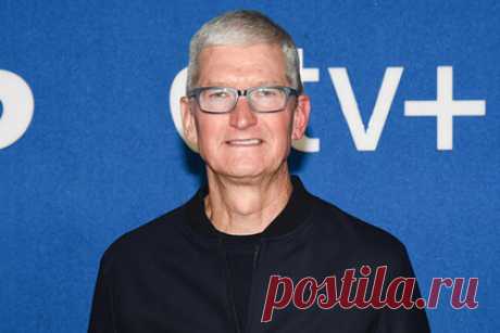 Описано будущее Apple без Тима Кука. Глава Apple Тим Кук останется в руководстве компании как минимум до 2025 года. По информации колумниста Bloomberg Марка Гурмана, 60-летний предприниматель может оставить свой пост в период с 2025 по 2028 годы. Основным кандидатом на его пост Гурман видит старшего операционного директора Джеффа Уильямса.