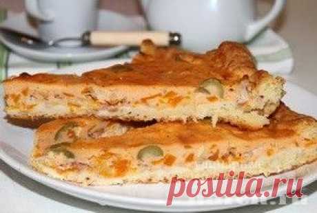 Пирог с тыквой, беконом и оливками.