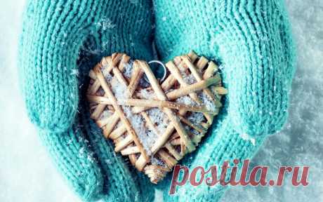 Скачать обои руки, heart, snow, снег, варежки, сердце, зима, любовь, love, hands, winter, раздел настроения в разрешении 1280x800