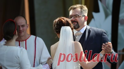 На выставке «Россия» подвели итоги первого Всероссийского свадебного фестиваля. На международной выставке-форуме «Россия» завершился первый Всероссийский свадебный фестиваль. В финальный день на главной уличной сцене прошла регистрация брака 13 пар из Центрального федерального округа. Читать далее