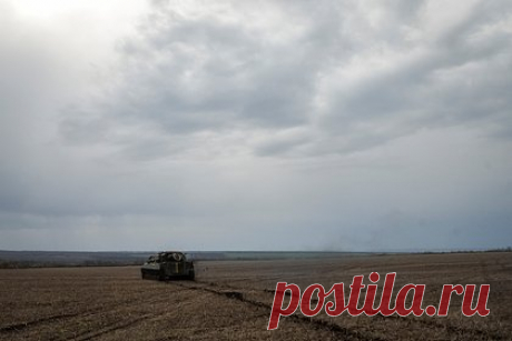 Российские военные с помощью «Пенициллина» вычислили украинскую артиллерию. Подразделения группировки Вооруженных сил (ВС) России «Восток» на запорожском направлении в районе населенного пункта Новоселовка вычислили украинскую гаубицу с помощью комплекса артиллерийской разведки «Пенициллин». Впоследствии украинское орудие было уничтожено расчетом самоходной артиллерийской установки «Мста».
