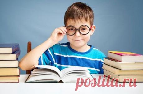 5 самых полезных продуктов для детского зрения В наше время, когда новые технологии и гаджеты стремительно внедряются в повседневную жизнь как взрослых так и детей, очень важно подумать о здоровье глаз вашего ребенка, которые больше всего страдают от опасного излучения электронных устройств.